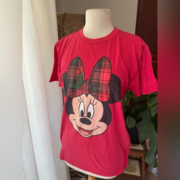 Disney Christmas plaid Red Minnie Mouse T-Shirt - Picture 1 of 2